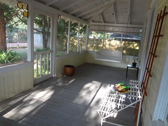 4th image of 1932 NW 35th Ave