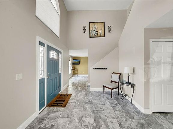 5th image of 3044 Blaine Cir