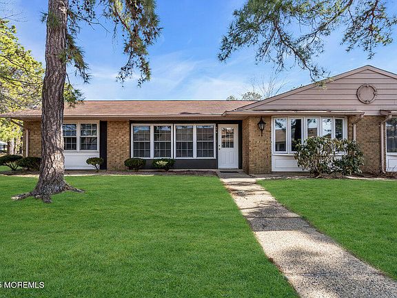 2nd image of 90 Buckingham Drive #A