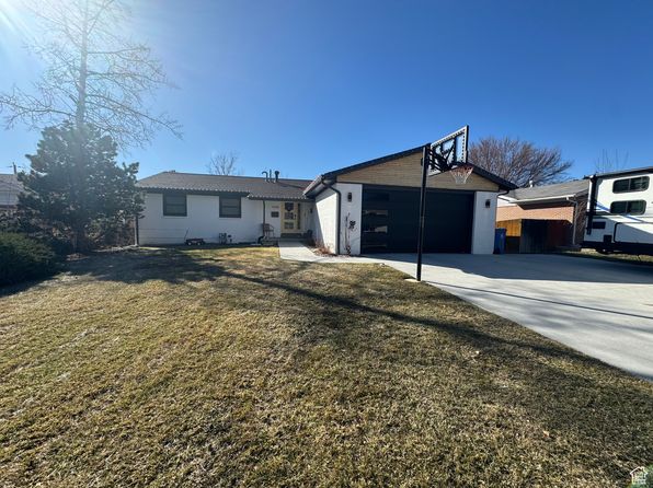 4288 S Shirley Ln, Holladay, UT 84124