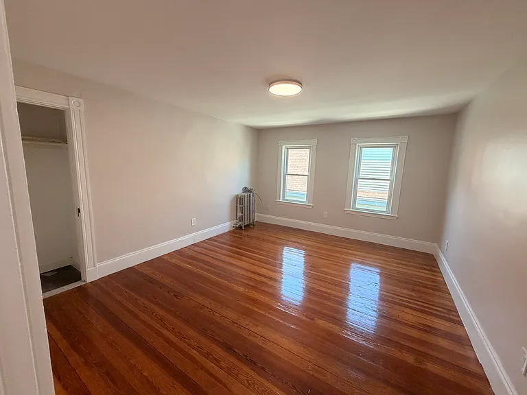 25 Warner St #3 — Photo 12