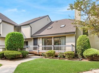 36 Sherborne St, Somerset, NJ 08873