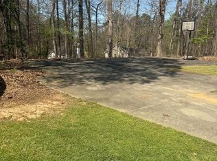 22 Jasmine Ln SW, Cartersville, GA 30120