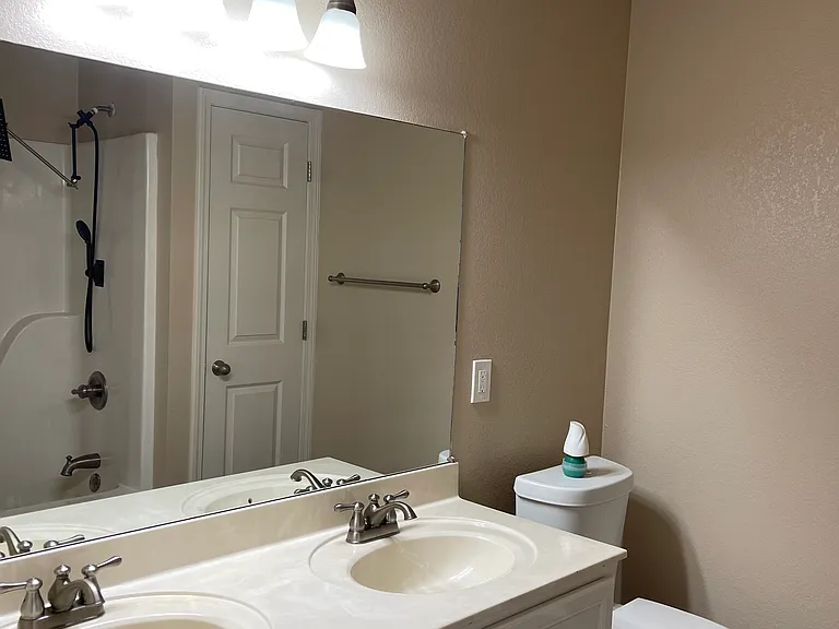 73 Angel Ct — Photo 13