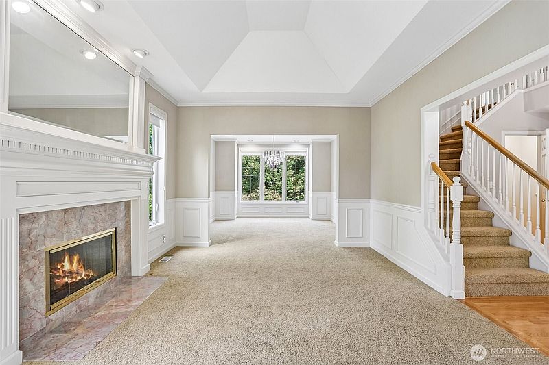 4th image of 16580 SE 58th Place