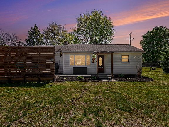 3rd image of 6383 Cline Rd