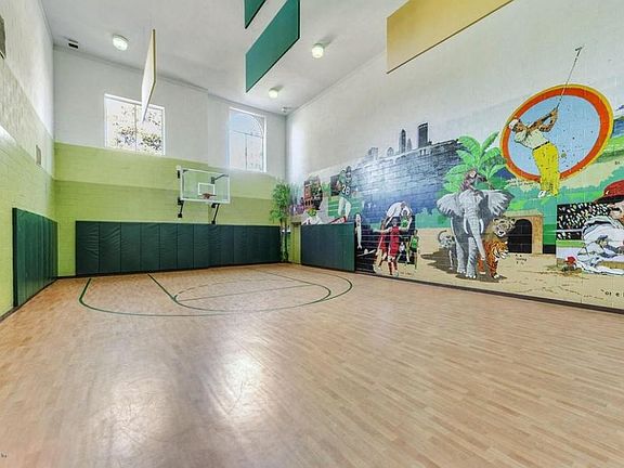 Basket Ball Court
