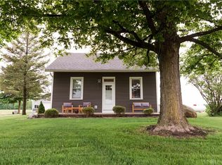 372 Loop Rd, West Manchester, OH 45382