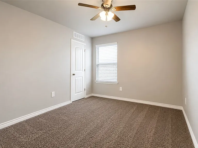 2749 Eltonne Gardens Dr — Photo 14