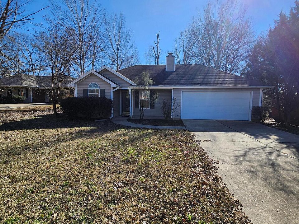 1st image of 203 McLaurin Dr