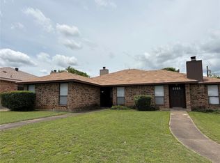 1909 Spindle Top Dr, Duncanville, TX 75137
