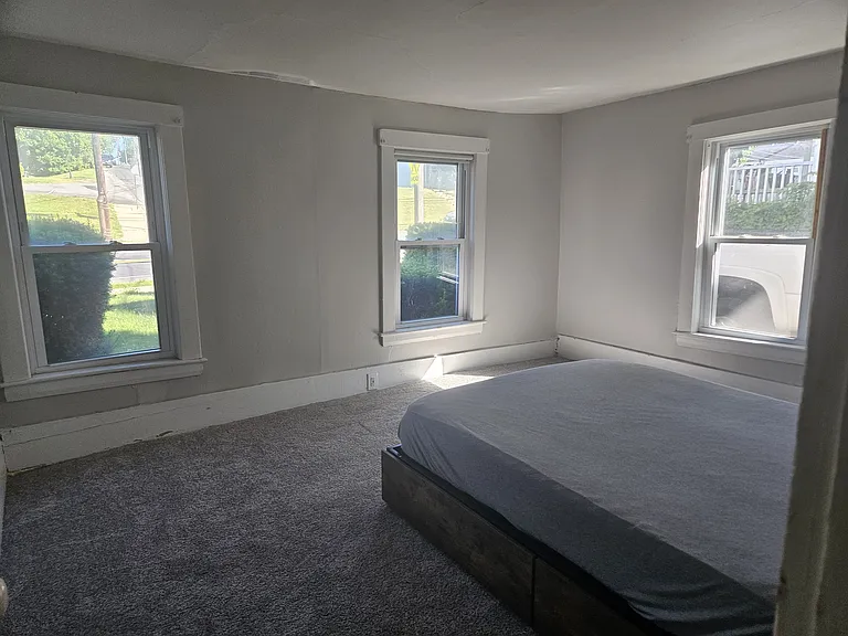 167 W Main St #1 — Photo 19