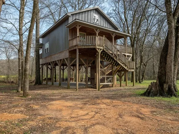 516 Barney Ln, Westpoint, TN 38486