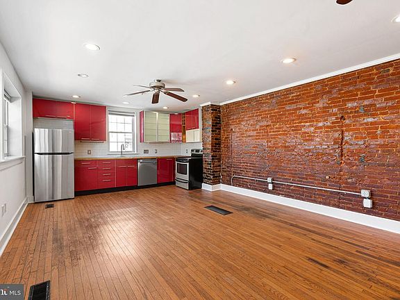 2nd image of 368 Daly St