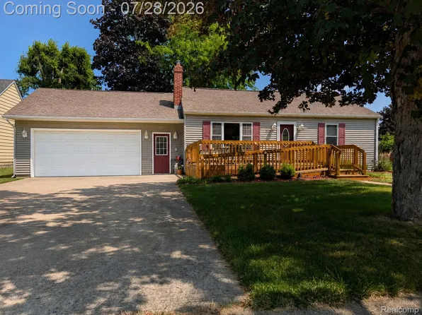 524 S Port Crescent St, Bad Axe, MI 48413