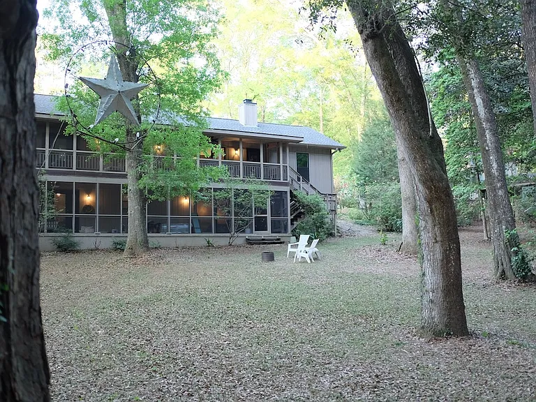 507 Sherwood Ln — Photo 13