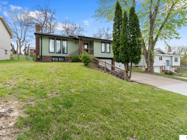 3513 Lynnwood Dr, Bellevue, NE 68123