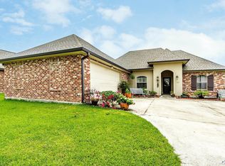 187 Madio Dr, Houma, LA 70364