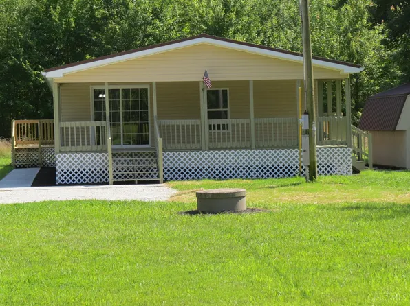 9370 E Kammeyer Rd, Sunman, IN 47041