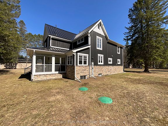 4th image of 12 Emsdale Lake Rd