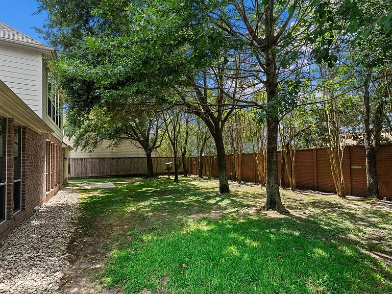 9610 Champions Cove Dr — Photo 31