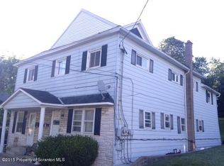 712 Hill St #L-4, Mayfield, PA 18433