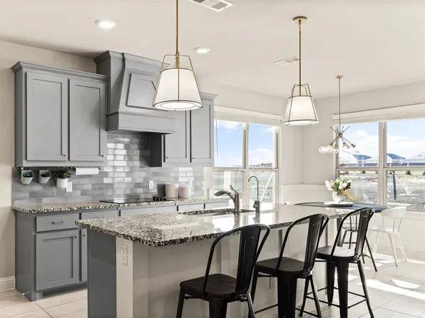 1133 Barrix Dr, Forney, TX 75126