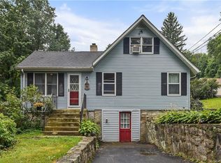 47 Lake Kitchawan Dr, South Salem, NY 10590