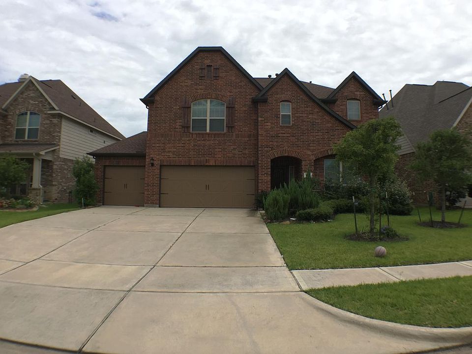 1st image of 20527 Elderwood Terrace Dr