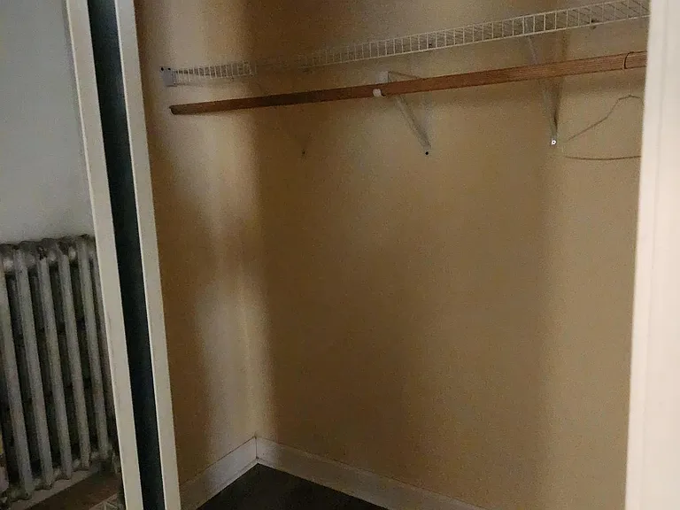 Everett Apartments — Photo 13