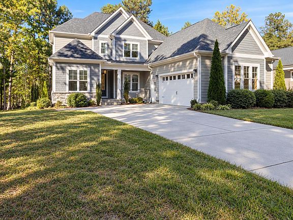 3rd image of 231 High Ridge Ln