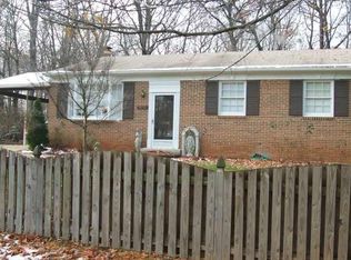 5810 Lundy Dr, Lanham, MD