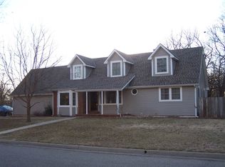 1306 E Evergreen Ln, Derby, KS 67037