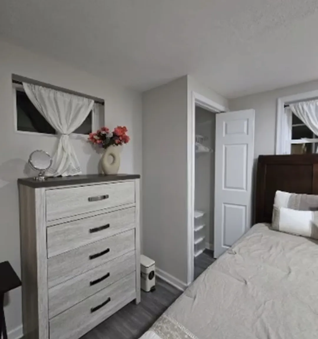 4 bed, 3.5 bath, 2000 sqft, $1,250 — Photo 3