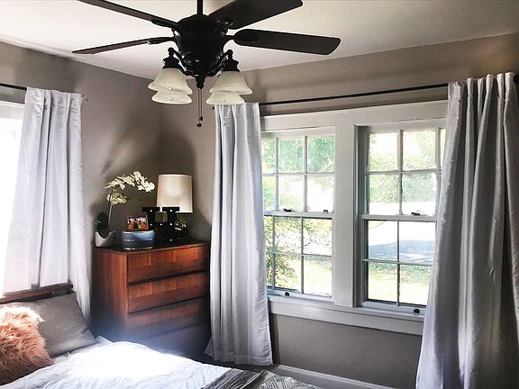 3rd image of 2544 Keystone Ave