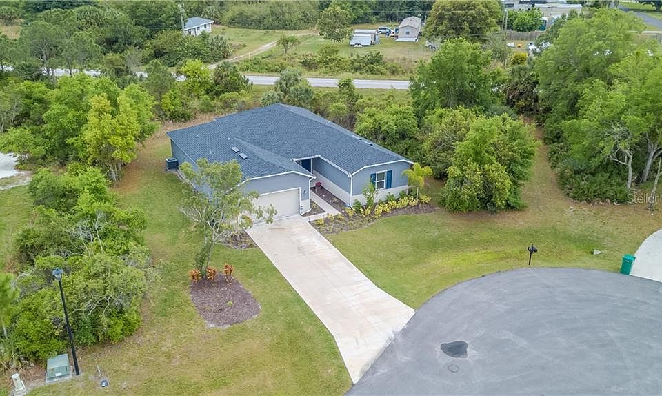 1st image of 10241 Oak Hammock Dr