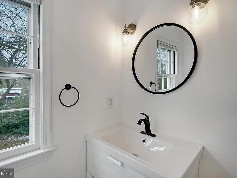 108 Oakmont Ct NE — Photo 20