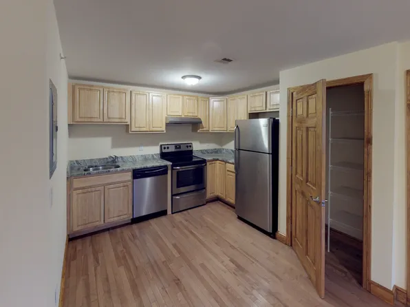 38 W Elm Ter APT 6, Brockton, MA 02301