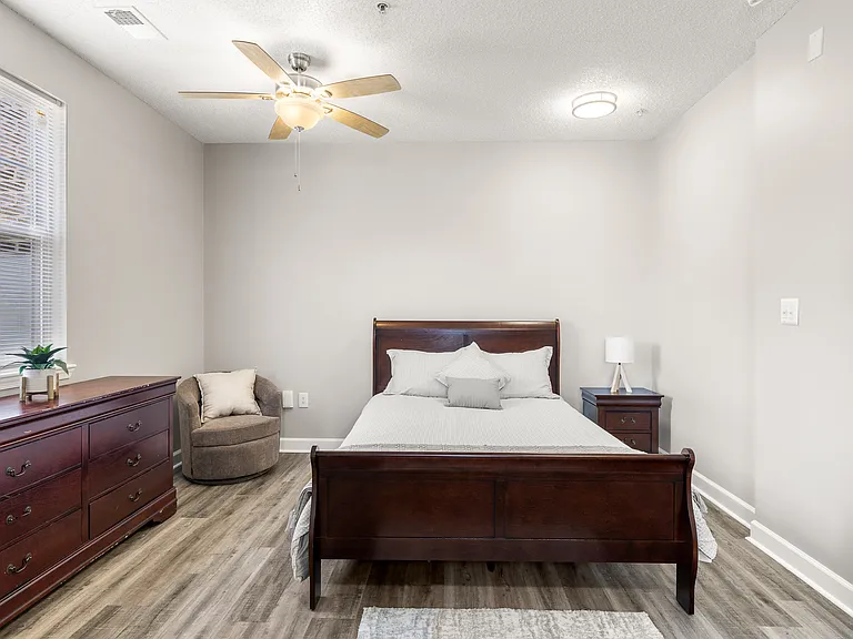 Aspen Ridge Apartments — Photo 11