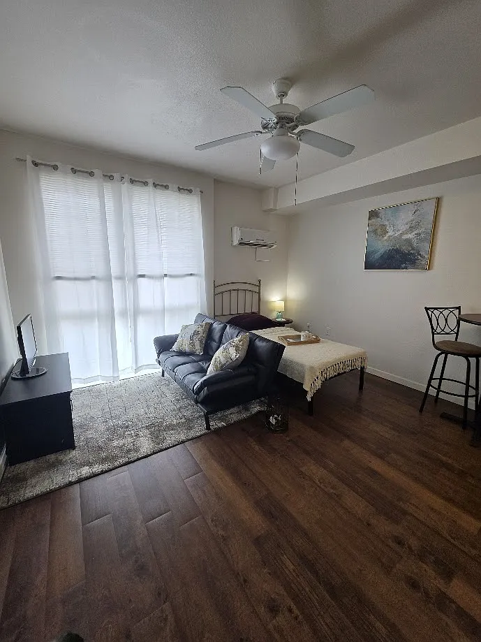 Cloudbreak Communities - Travis Street & Midtown Terrace — Photo 4