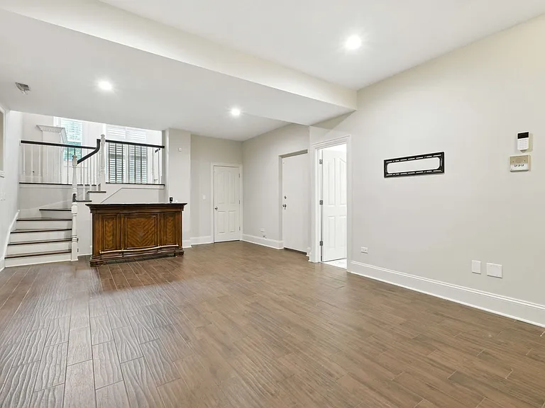 860 W Buckingham Pl #1E — Photo 13