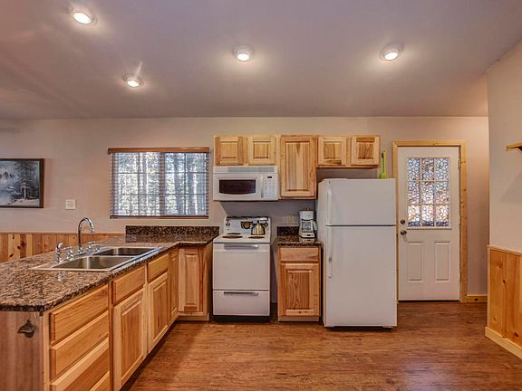 4th image of 2580 E Vista Dr
