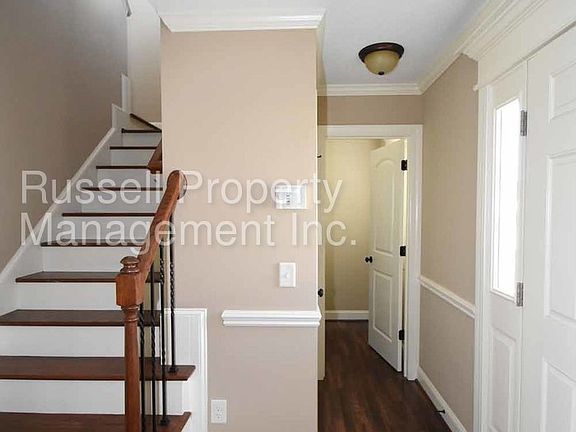 4th image of 2225 B Sweet Bay Dr