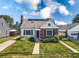 13 Rosemont Ave, Pawtucket, RI 02861