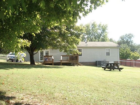 2nd image of 380 Sherwood Dr