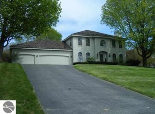 970 Pine Ridge Dr, Traverse City, MI 49686