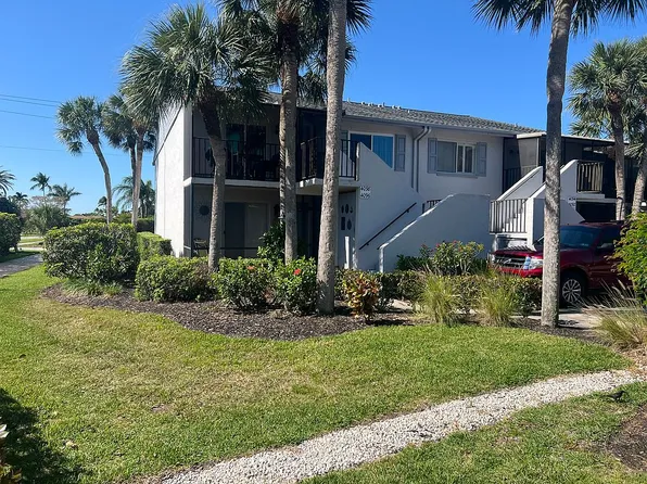 4096 Northlight Dr, Naples, FL 34112