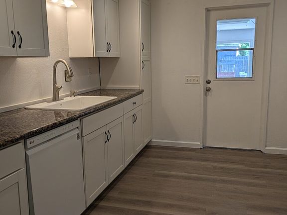 2nd image of 4665 W Hedges Ave