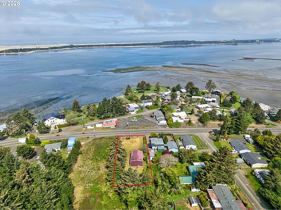 2nd image of 91762 Cape Arago Hwy