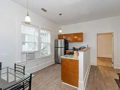 212 Ellis St #A — Photo 8